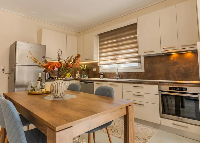 Efi's Luxury Apartment