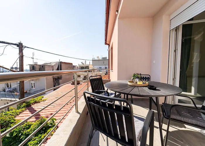 Efi's Luxury Apartment