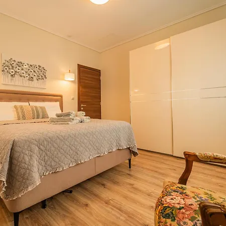 Efi's Luxury Apartment *