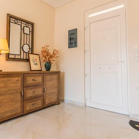 Efi's Luxury Apartment