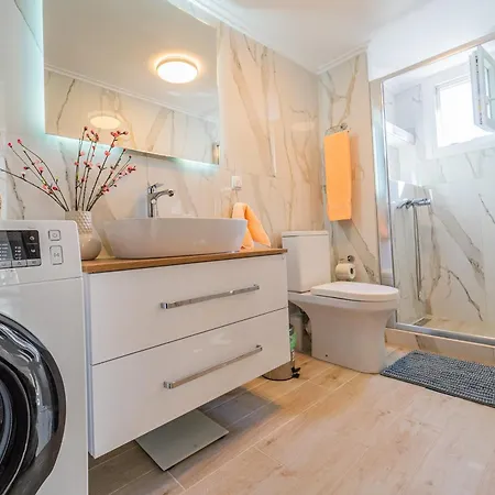 Efi's Luxury Apartment *